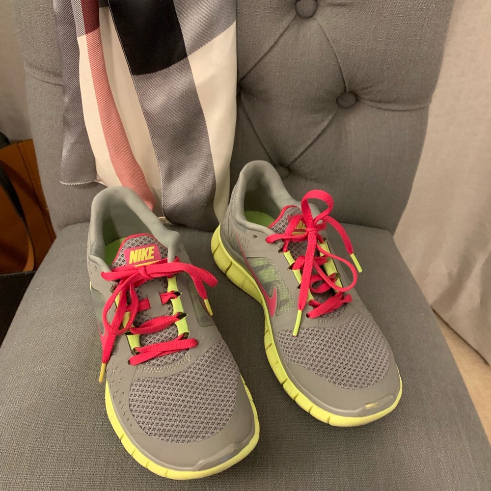 NIKE FREE RUN 3 - Picture 3 of 6